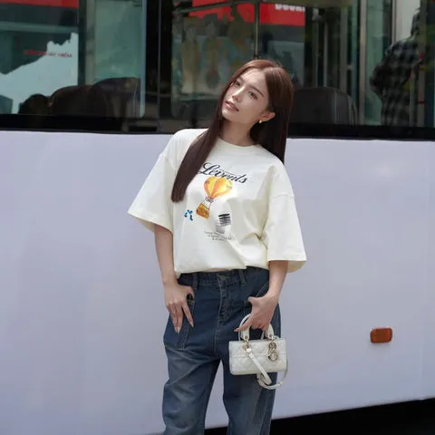 Trang phục màu pastel dịu dàng cho cung Song Ngư, gợi ý hình nền nhẹ nhàng, thanh lịch