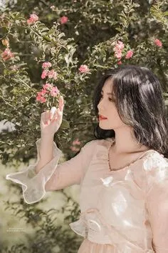 Cô giáo Hà thành, hình ảnh thân thiện và gần gũi