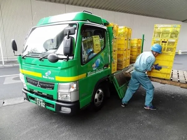 Vật liệu xây dựng bền vững được tạo ra từ rác thải nhựa tái chế theo công nghệ Nhật Bản, biến đổi diện mạo các công trình.