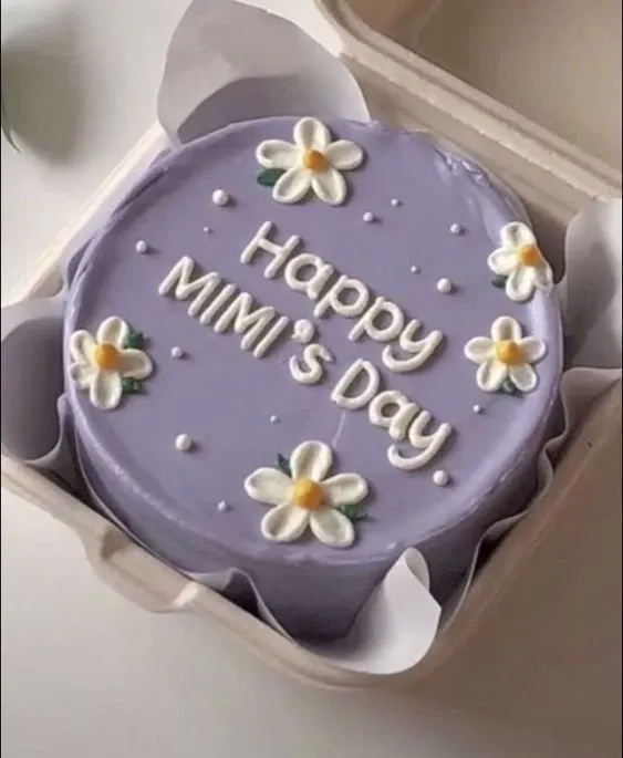 Bánh kem ngọt ngào, biểu tượng của hạnh phúc và sự gắn kết