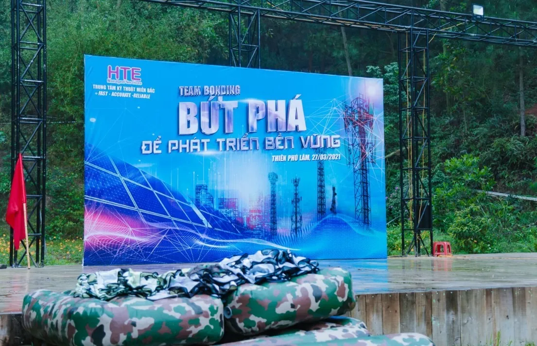 Banner phông nền sự kiện team building công ty