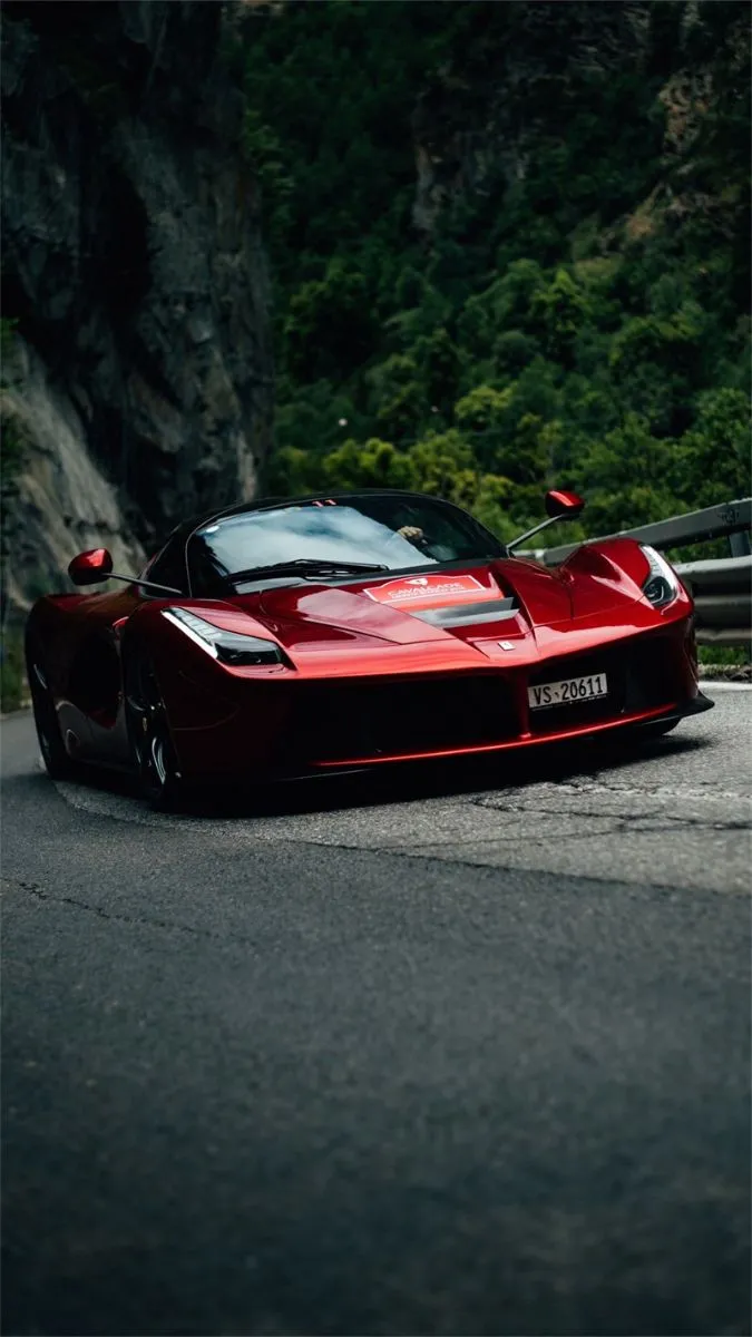 Hình ảnh Koenigsegg One:1 mạnh mẽ