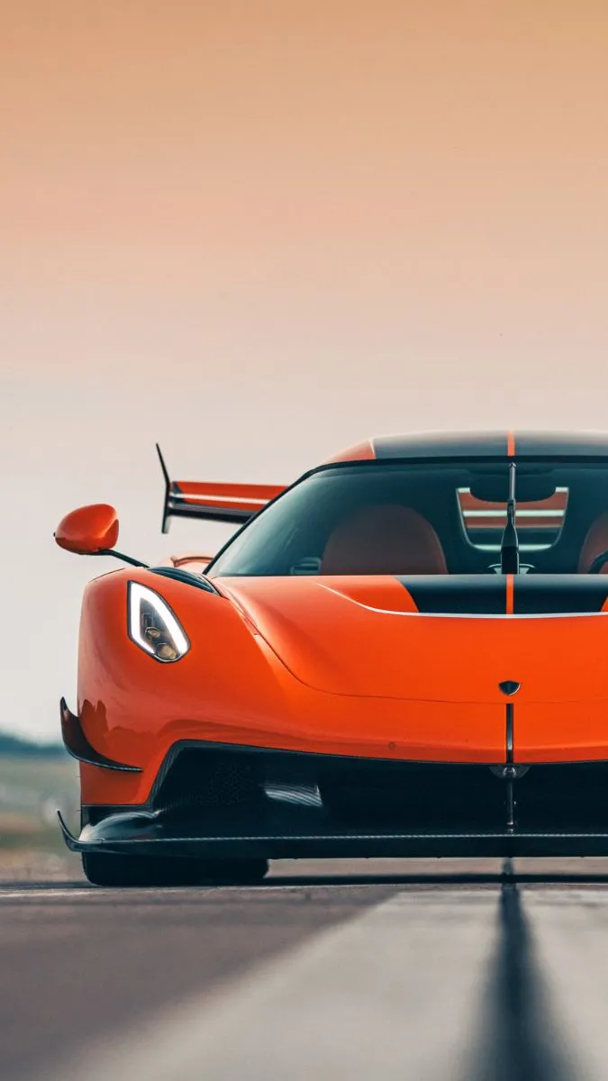 Hình ảnh Koenigsegg trắng