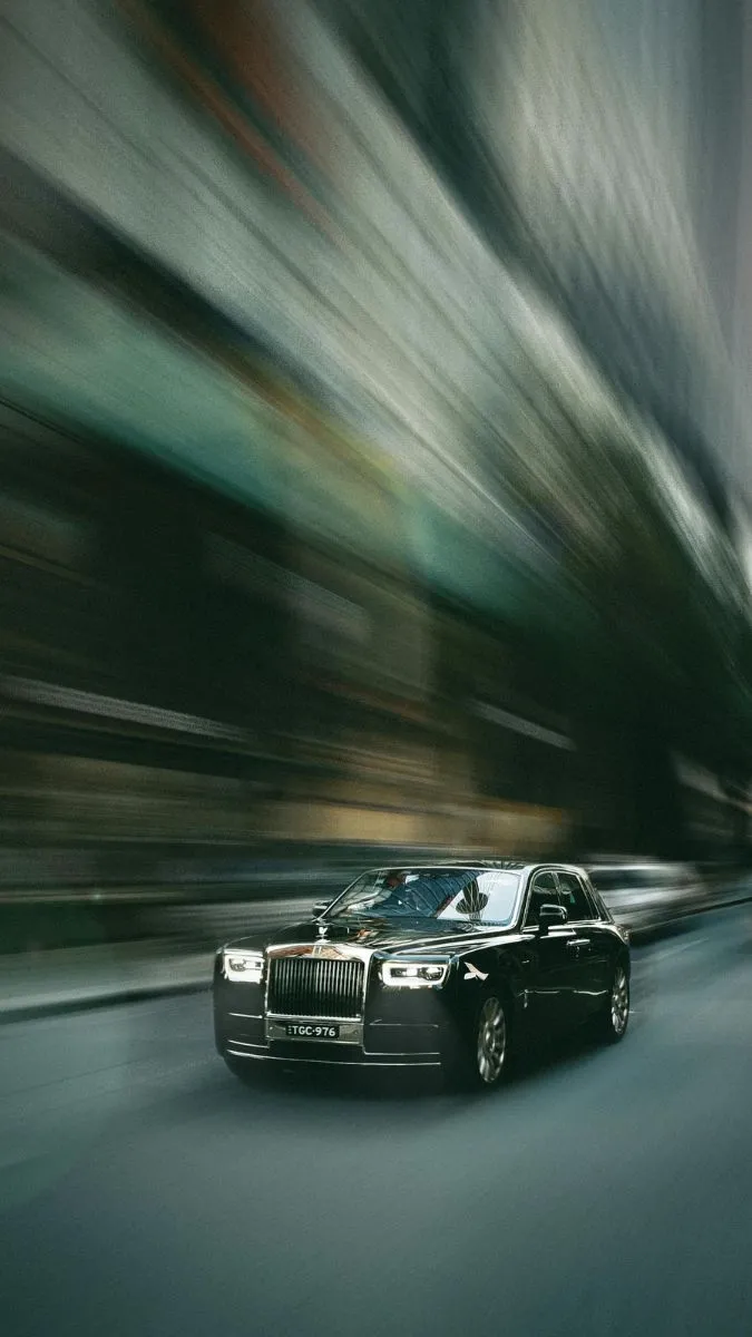 Hình ảnh Rolls-Royce ở nông thôn