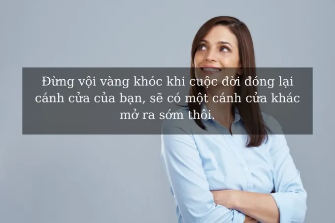Cánh đồng hoa hướng dương rực rỡ dưới nắng, mang lại cảm giác bình yên và nguồn cảm hứng tích cực cho cuộc sống