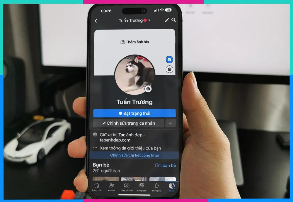 Bước 1 hướng dẫn tăng follow Facebook ảo: Đăng nhập và truy cập trang cá nhân trên ứng dụng Facebook.
