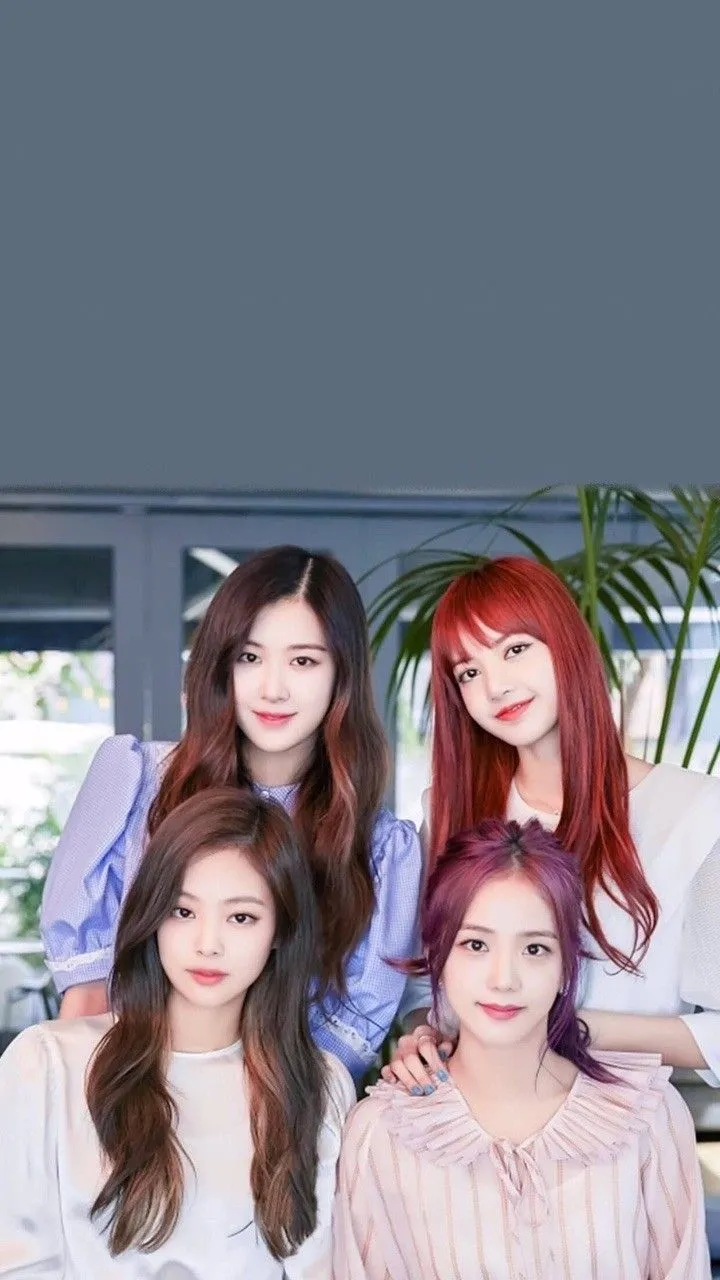 Blackpink pose dáng nhí nhảnh, tràn đầy sức sống