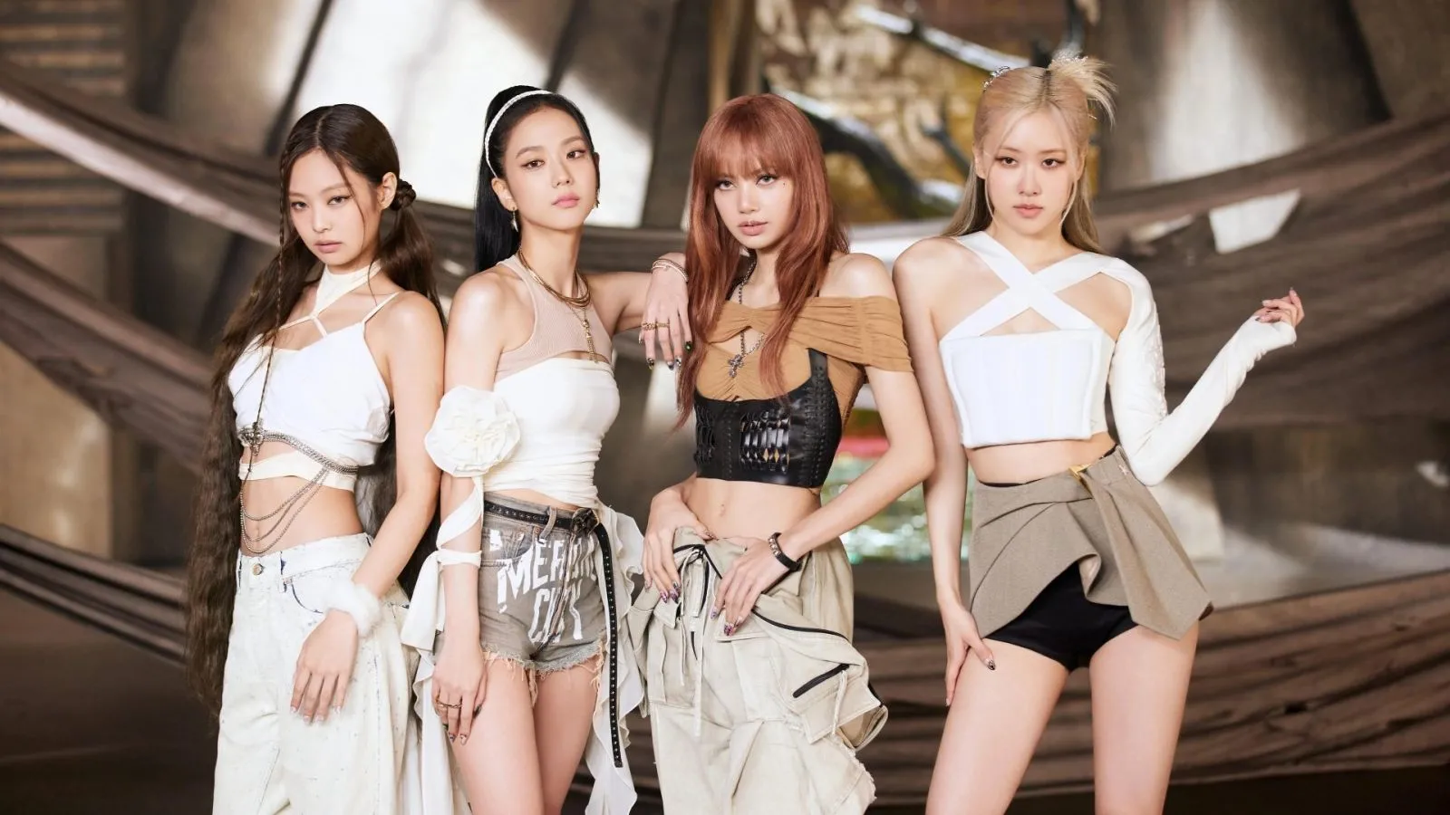 Blackpink trên bìa tạp chí hoặc quảng cáo