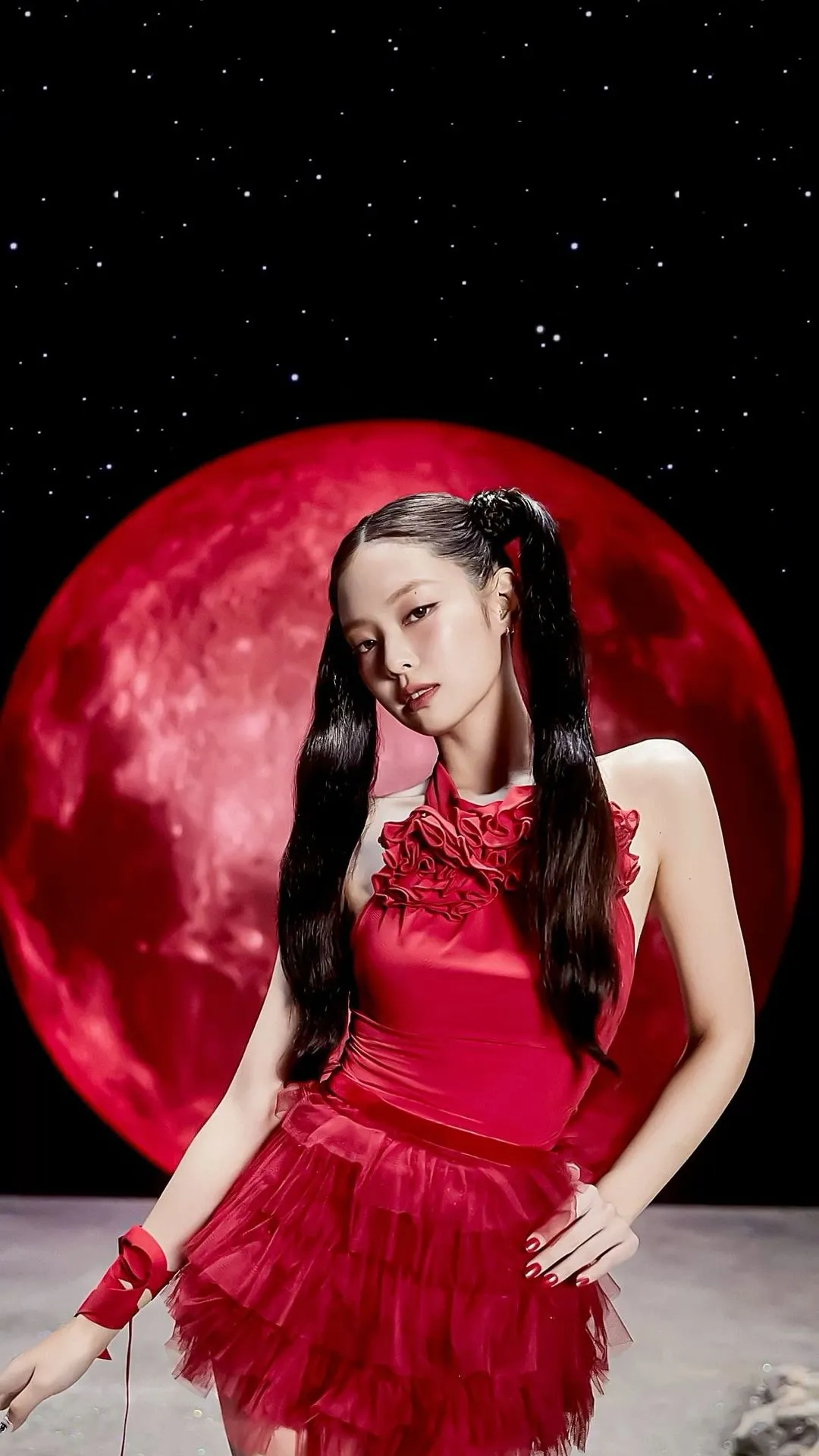 Ảnh Jennie Blackpink tạo dáng trên tạp chí thời trang